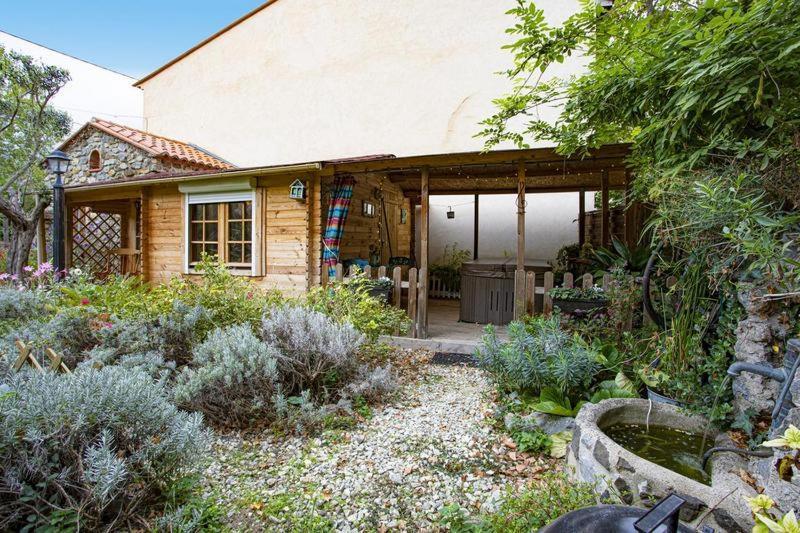 La Romance. Prugnanes Exterior photo